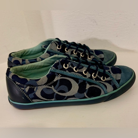 Coach Barrett blue shoes size 9 Women's Casual Shoe. Elevate your casual style - Picture 7 of 15